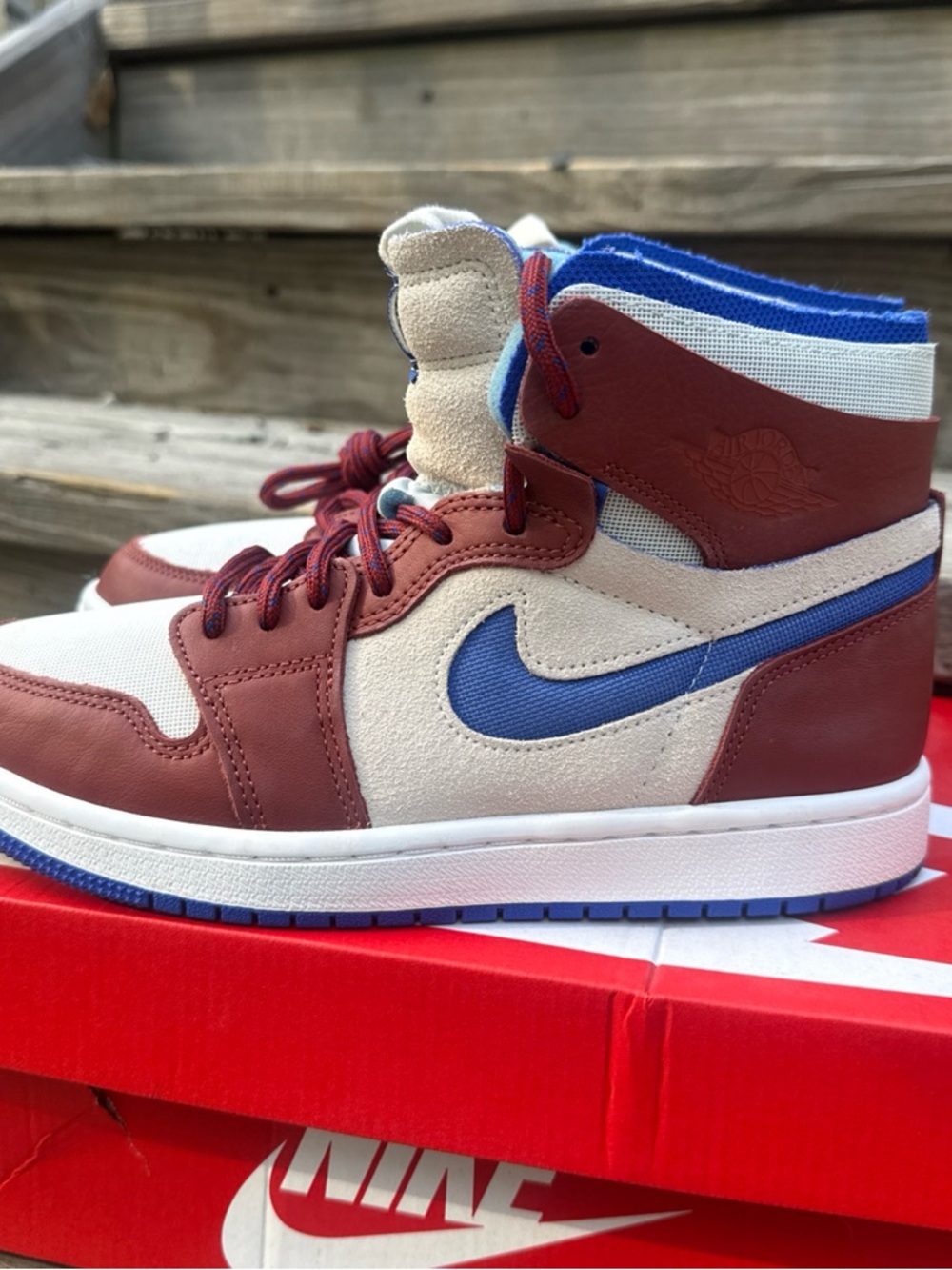 Nike W Air Jordan 1 Zoom Air CMFT Sneakers Royal Red (CT0979-104) Size 6.5
